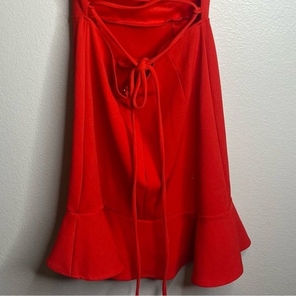 FOREVER 21- NWT Red dress open back criss cross strings Size medium - Picture 5 of 5